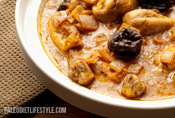 Braised Chicken in Carrot Juice With Prunes