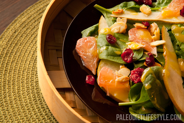 Grapefruit spinach salad