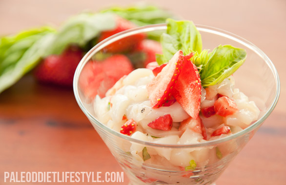 Scallop tartare with strawberries