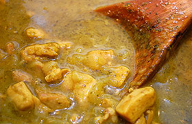 Green chicken masala