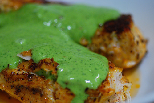Spicy chicken with herb sauce